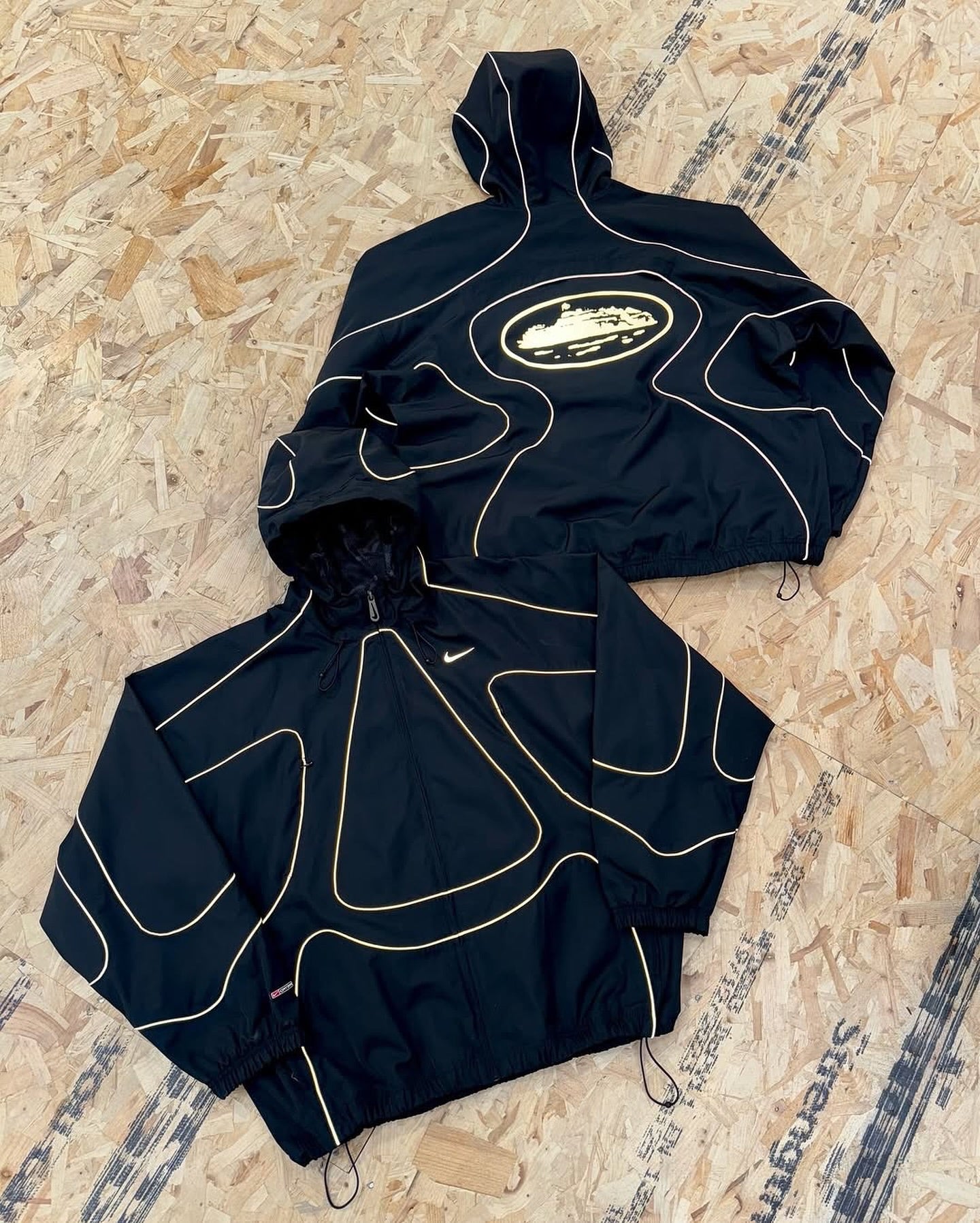 Ensemble Corteiz x Nike